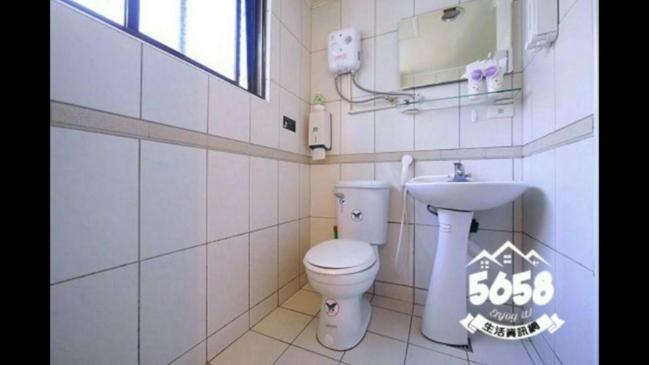 Apartmán 逢甲mickey House Tchaj-čung Exteriér fotografie
