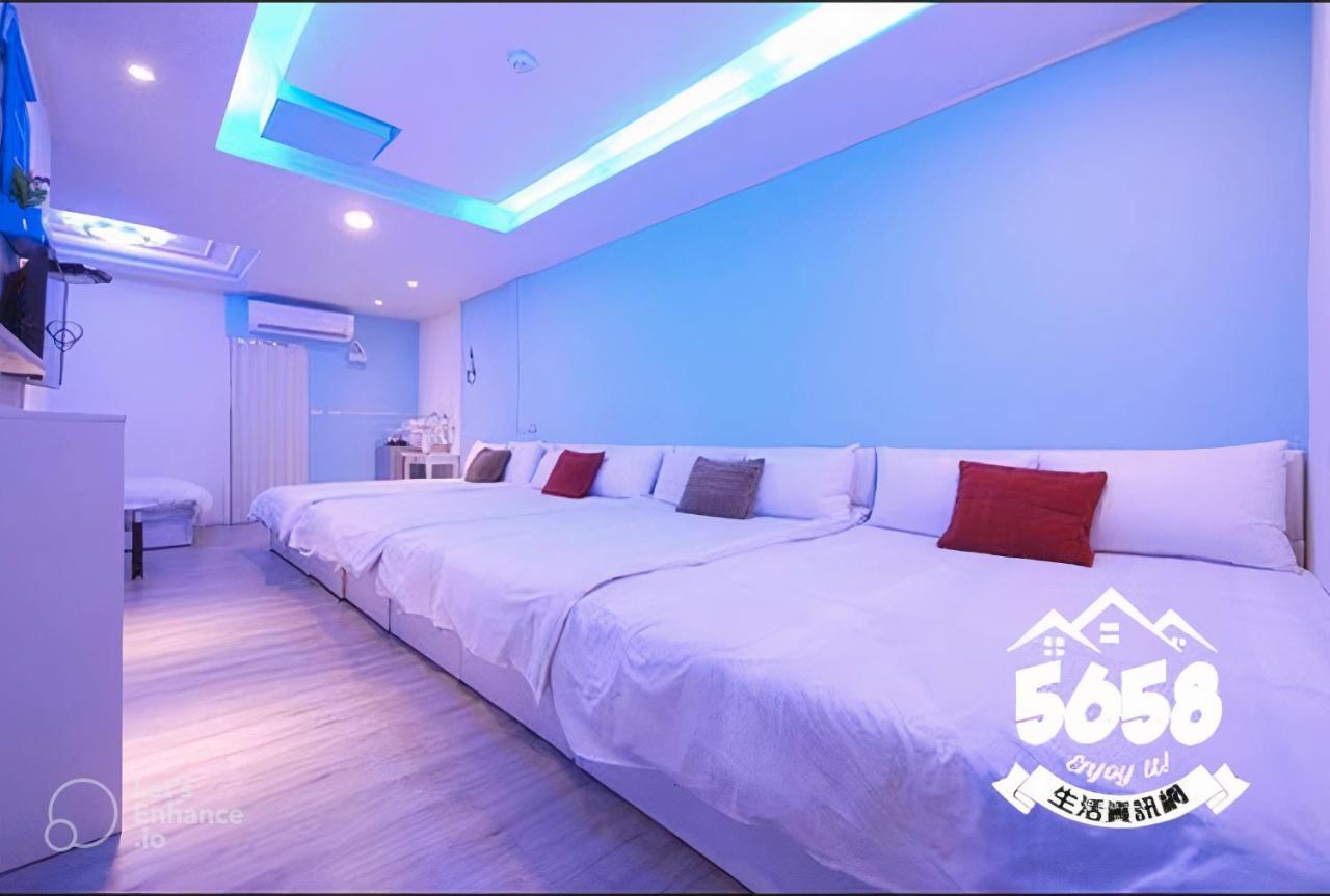 Apartmán 逢甲mickey House Tchaj-čung Exteriér fotografie
