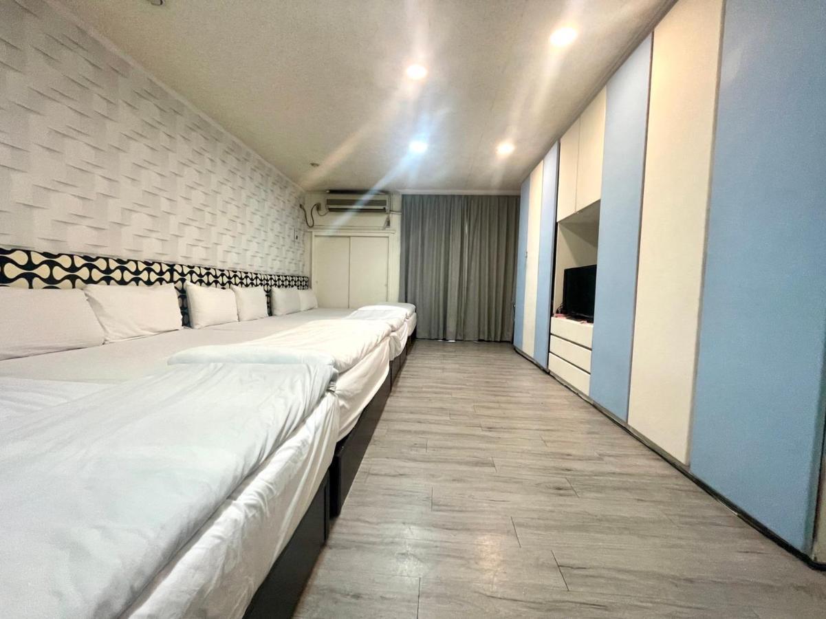 Apartmán 逢甲mickey House Tchaj-čung Exteriér fotografie
