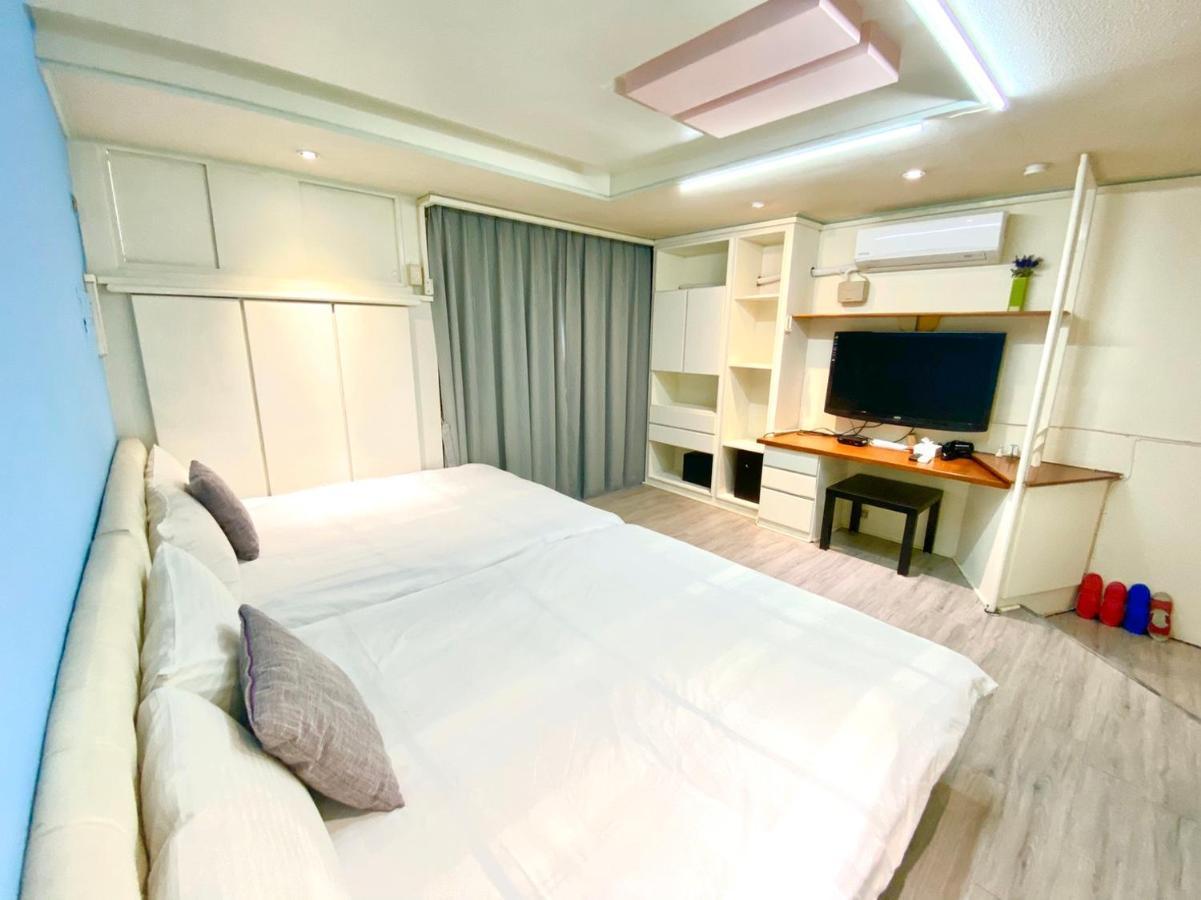 Apartmán 逢甲mickey House Tchaj-čung Exteriér fotografie