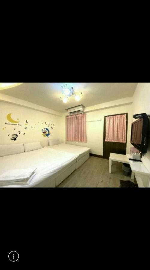 Apartmán 逢甲mickey House Tchaj-čung Exteriér fotografie