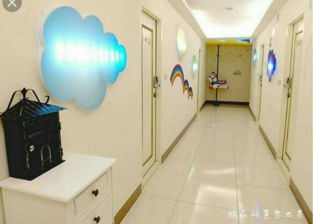 Apartmán 逢甲mickey House Tchaj-čung Exteriér fotografie